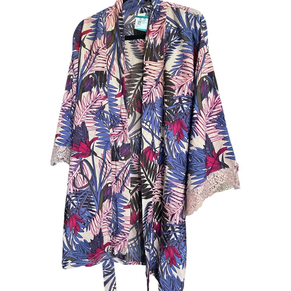 NWOT Nordstrom Japna Kimono Robe Purples Blues Pinks Size Medium